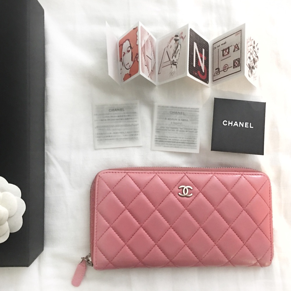 🌸SOLD🌸 Part II: Chanel Zippy Wallet Clutch - Picture 5 of 8